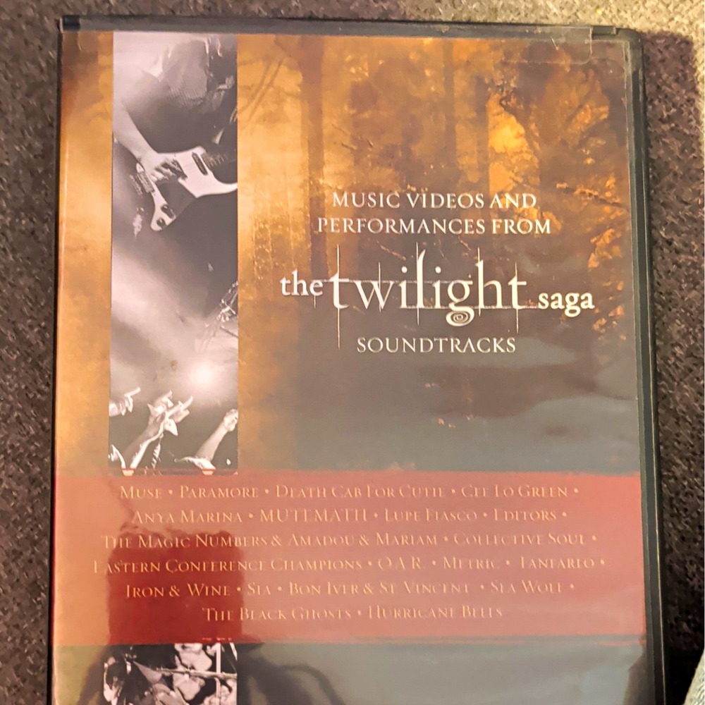 Music Videos & Performances from Twilight Saga Soundtracks DVD w/ Muse Paramore